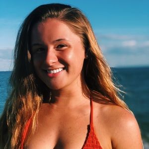 Meet your Posher, Lexi